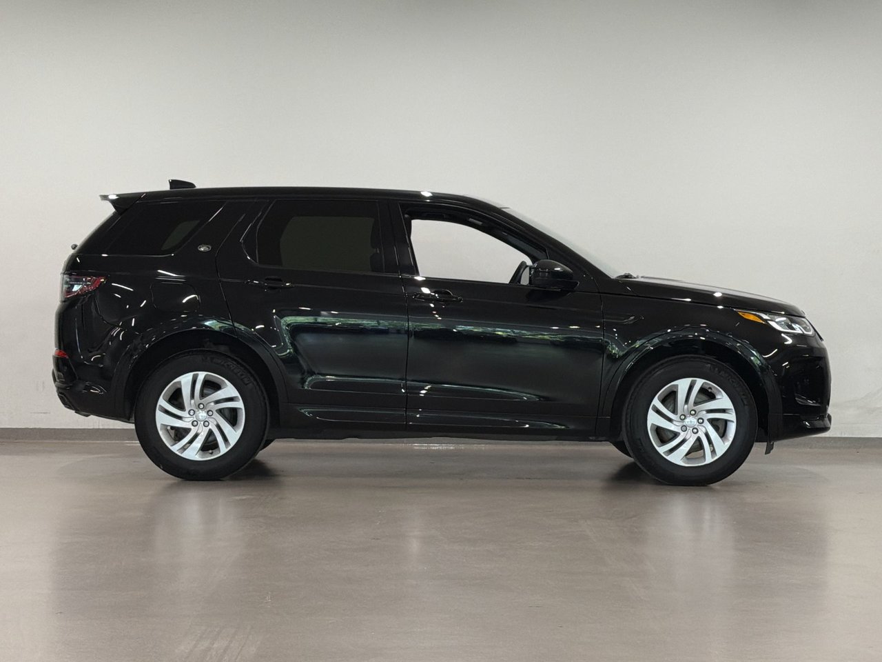 Land Rover Discovery Sport 247hp R-Dynamic S 2023-12