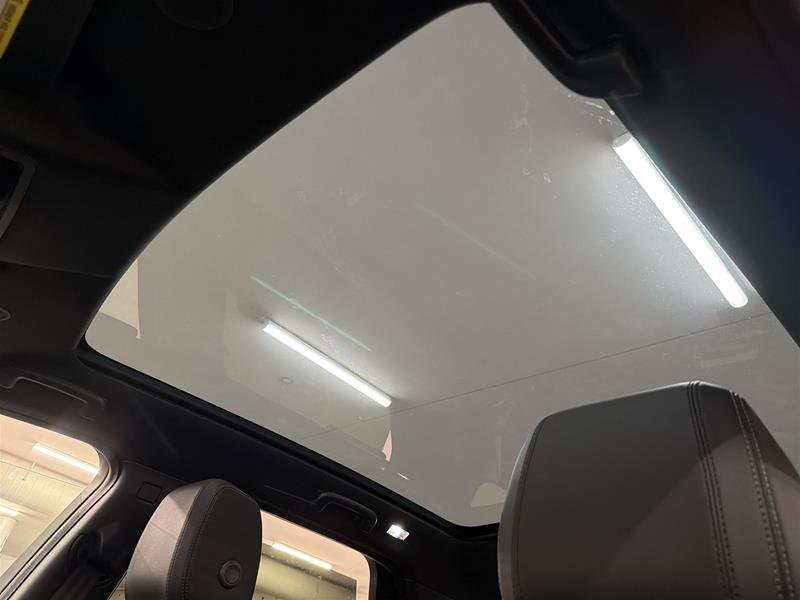 Land Rover Discovery Sport P250 Dynamic SE 2024-13