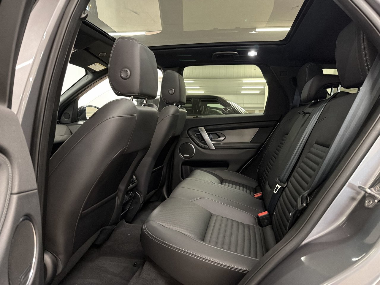 Land Rover Discovery Sport P250 Dynamic SE 2024-22