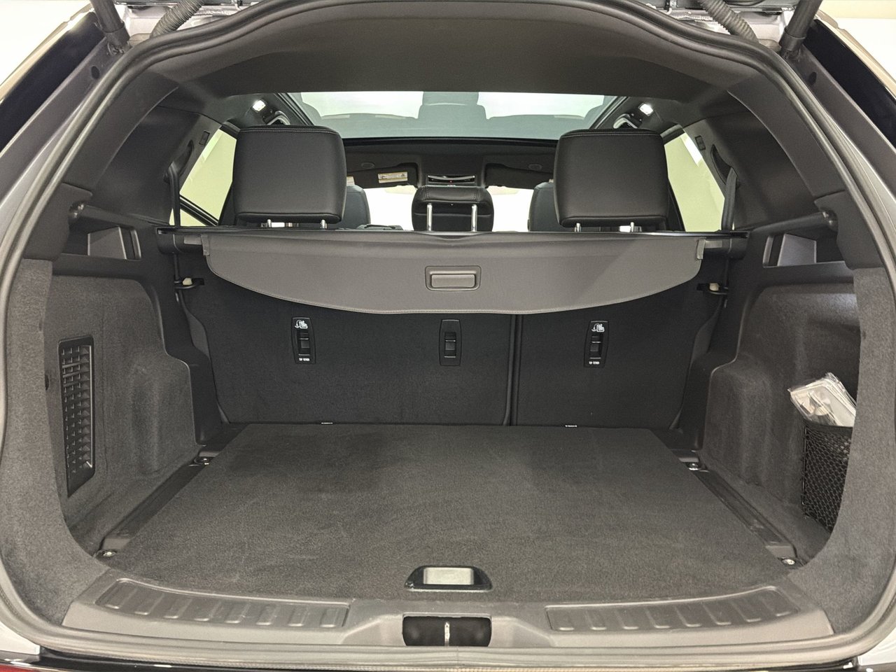 Land Rover Discovery Sport P250 Dynamic SE 2024-23