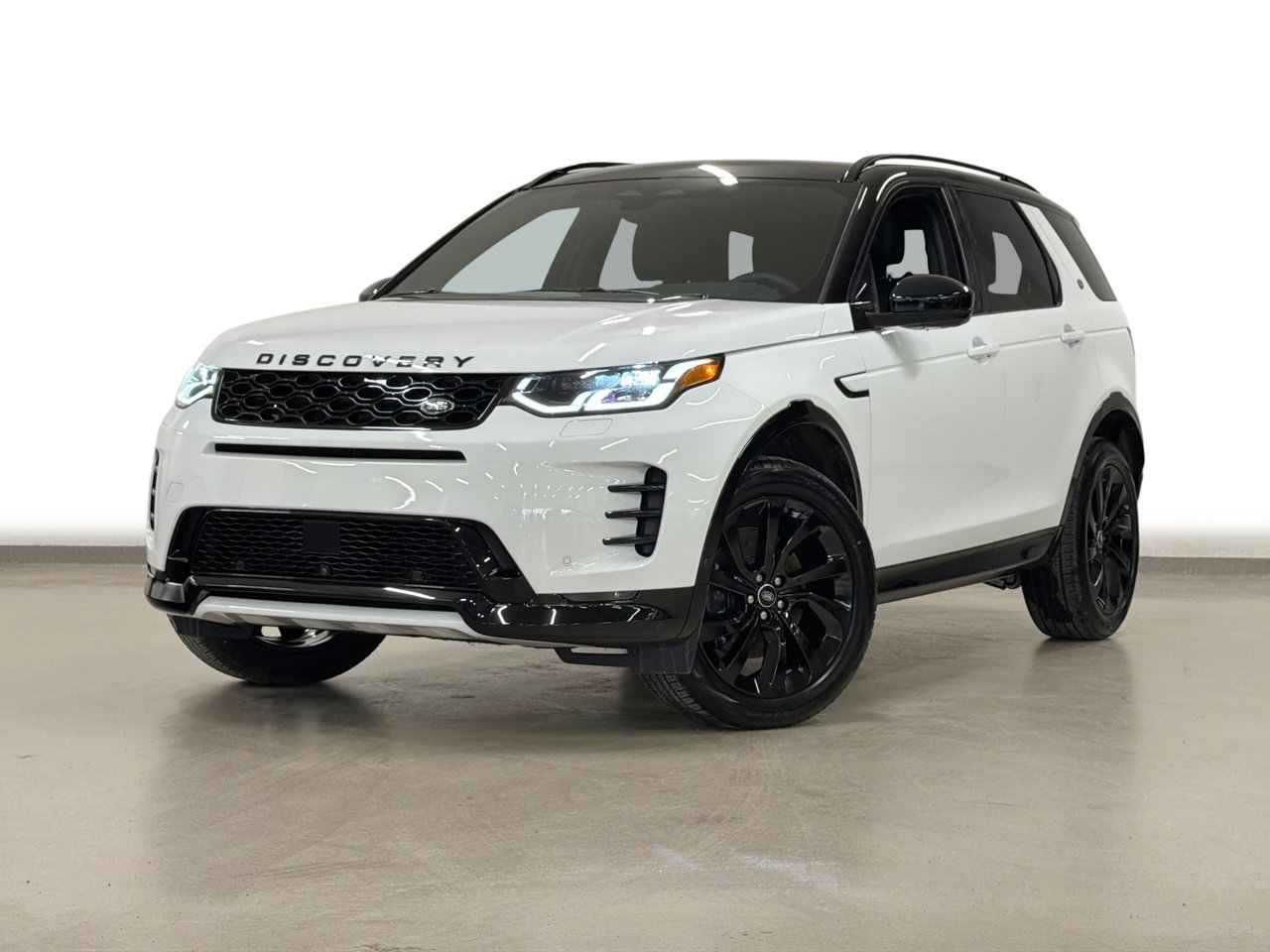 Fuji White 2025 Land Rover Discovery Sport P250 Dynamic SE AWD SUV / Crossover All-Wheel Drive Automatic