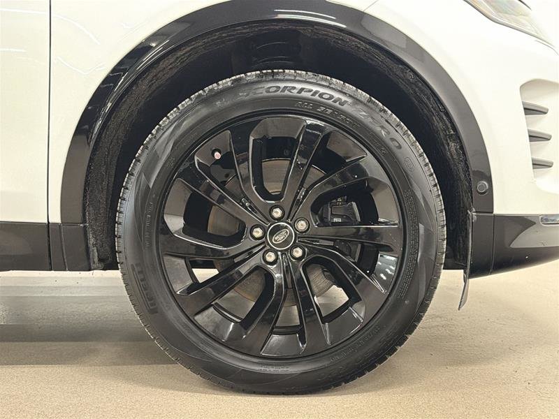 2025 Land Rover Discovery Sport Dynamic SE 4WD-17