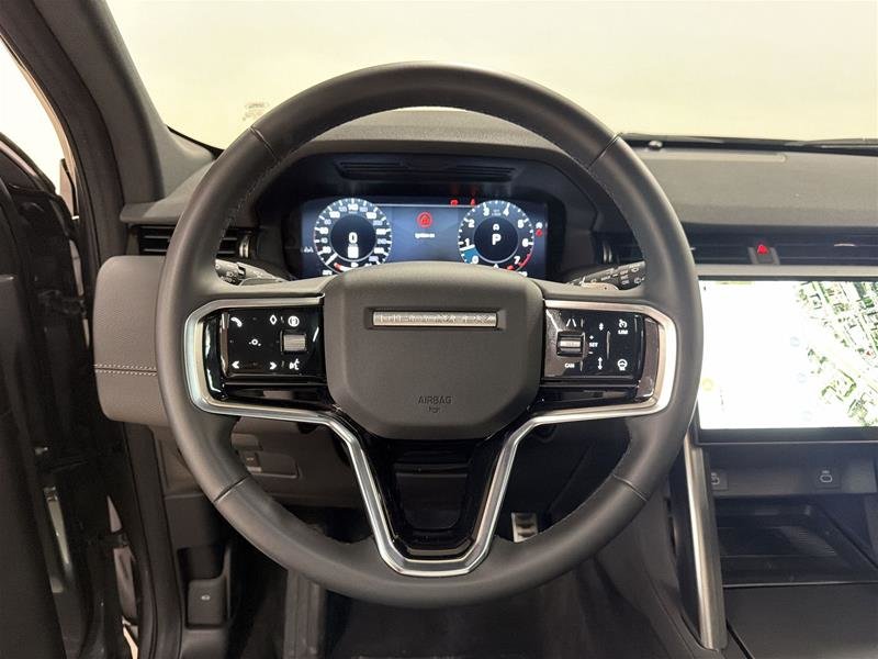 Land Rover Discovery Sport Dynamic SE 4WD 2025-11