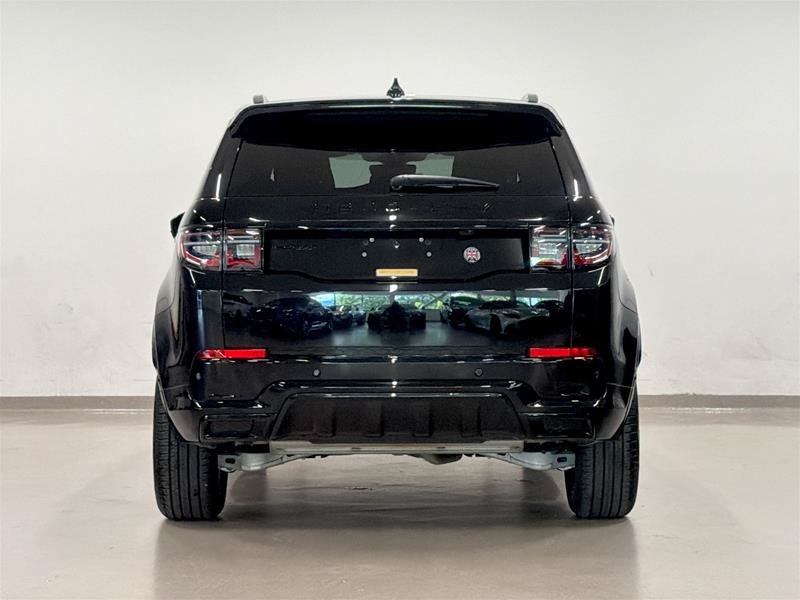 2026 Land Rover Discovery Sport Landmark 4WD-4