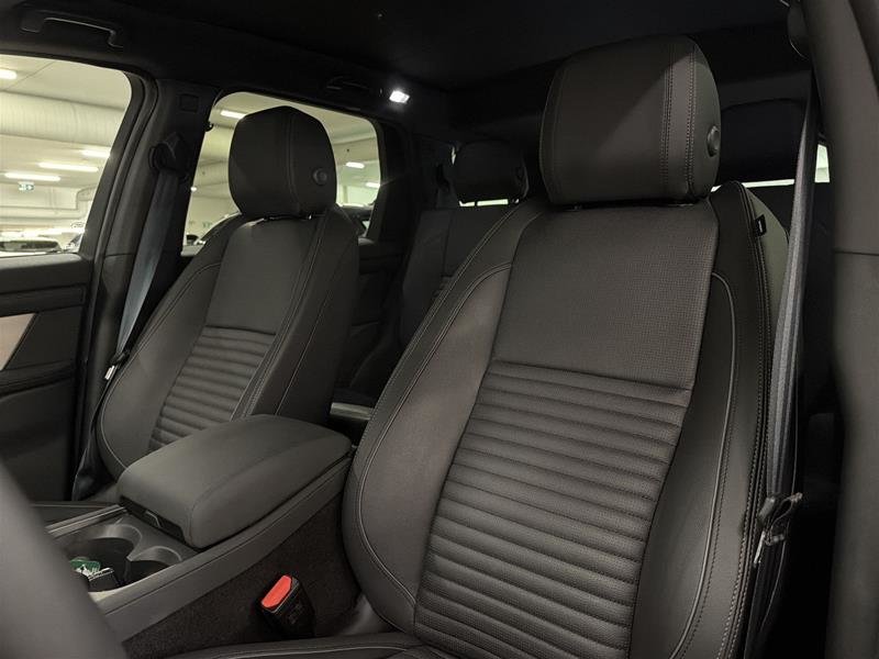 2026 Land Rover Discovery Sport Landmark 4WD-7