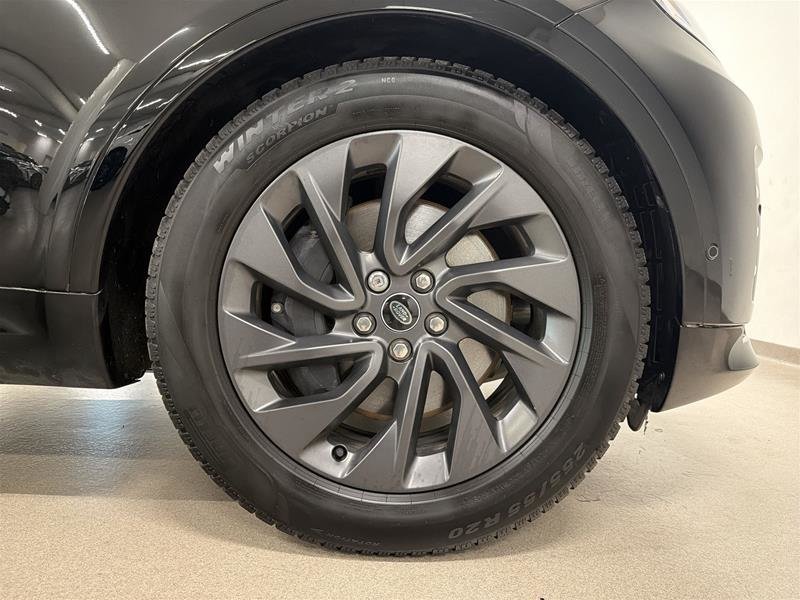 2023 Land Rover Discovery P360 R-Dynamic S (2)-26