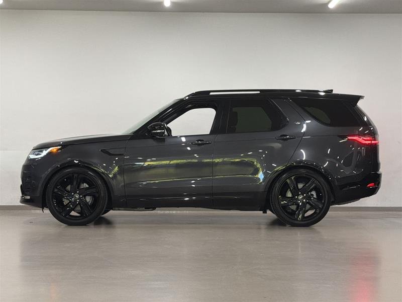 2025 Land Rover Discovery P300 Dynamic SE-3