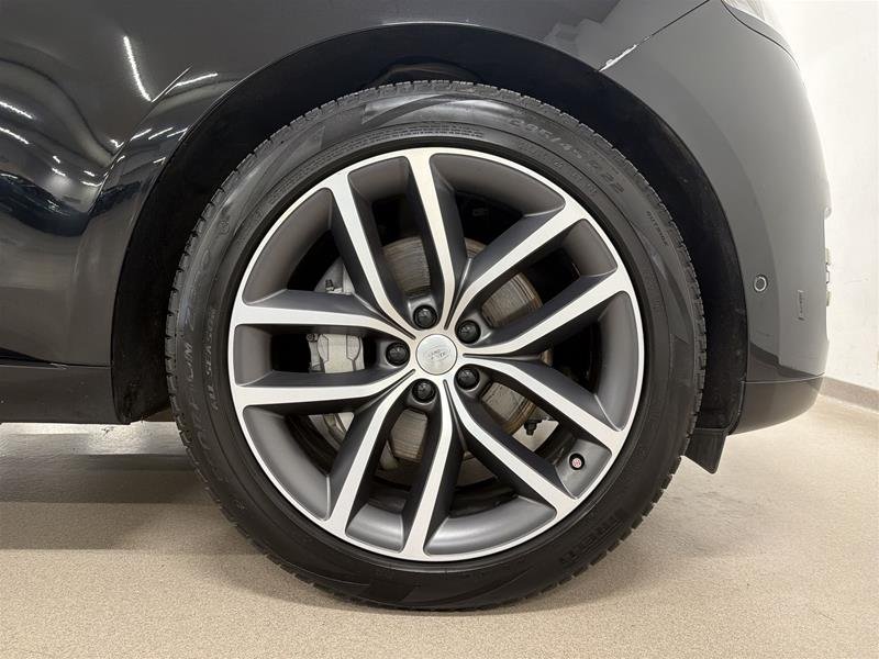 2024 Land Rover New Range Rover P400 SE SWB-15