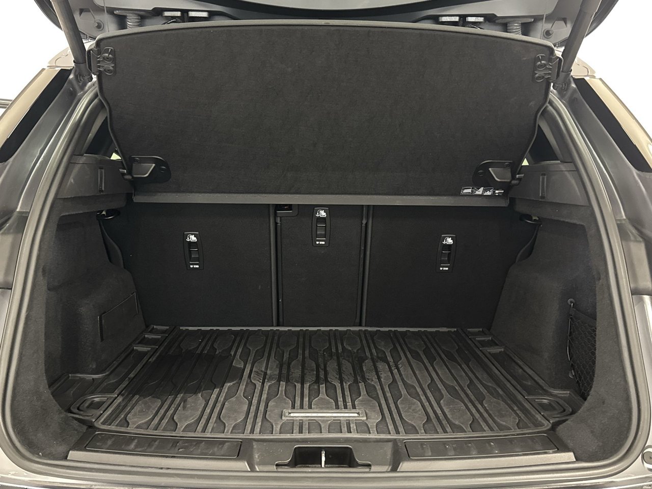 Land Rover Range Rover Evoque P250 S 2023-23