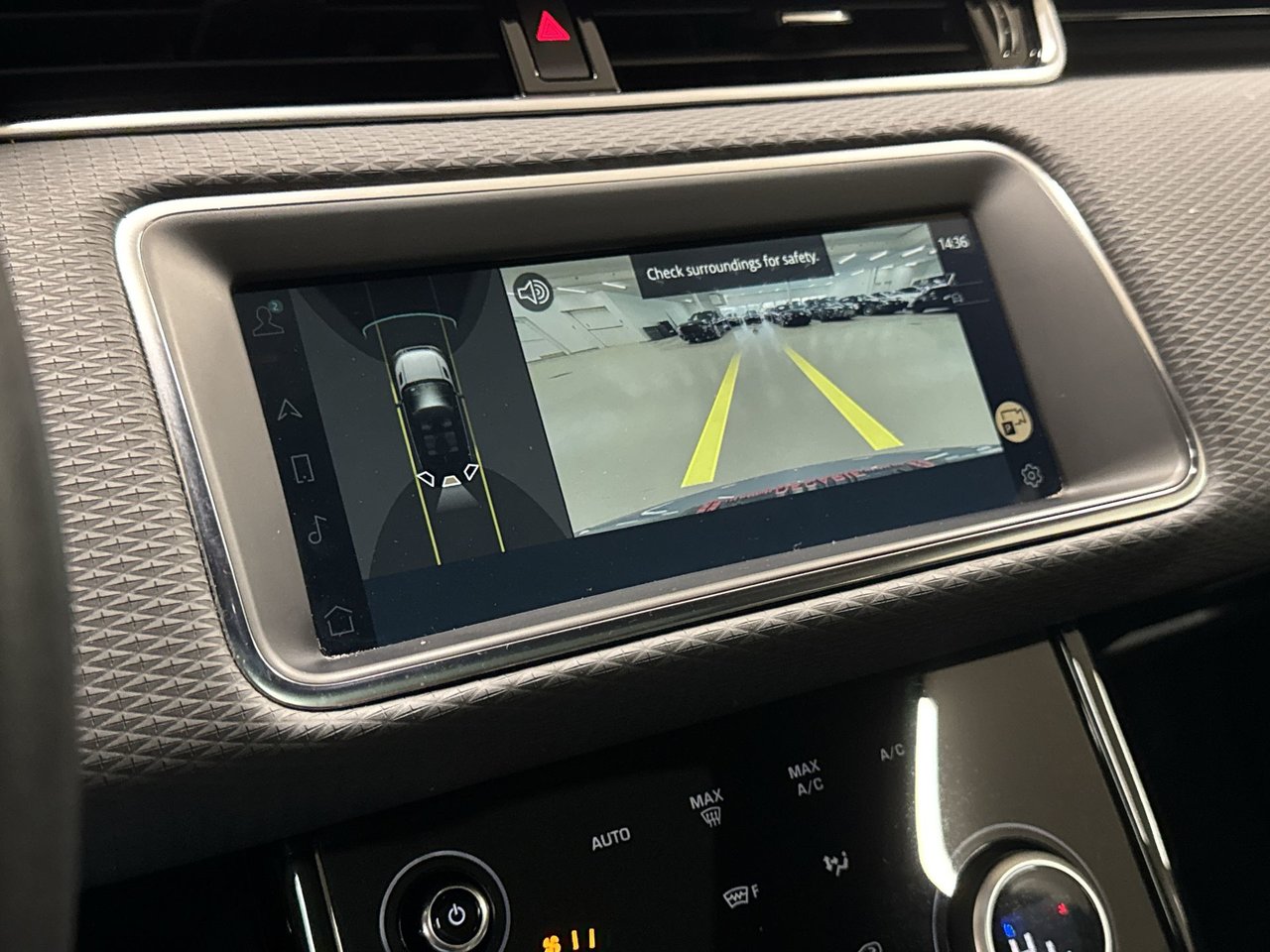 Land Rover Range Rover Evoque P250 S 2023-17