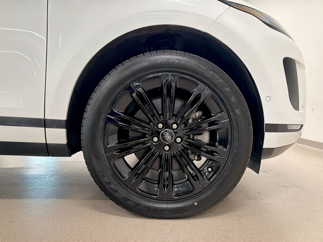 2024 Land Rover Range Rover Evoque P250 S-30