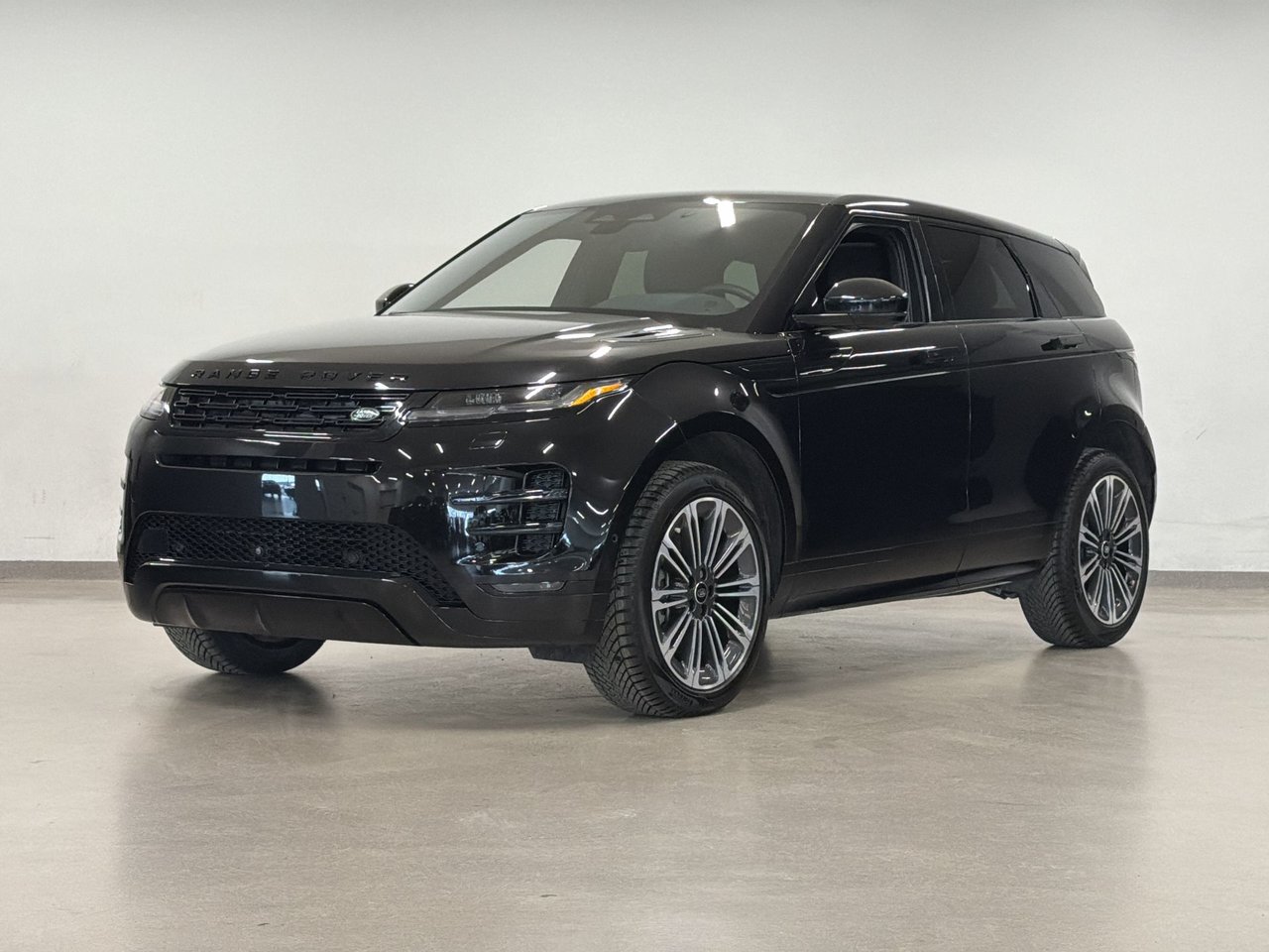 2025 Land Rover Range Rover Evoque P250 Dynamic SE-3