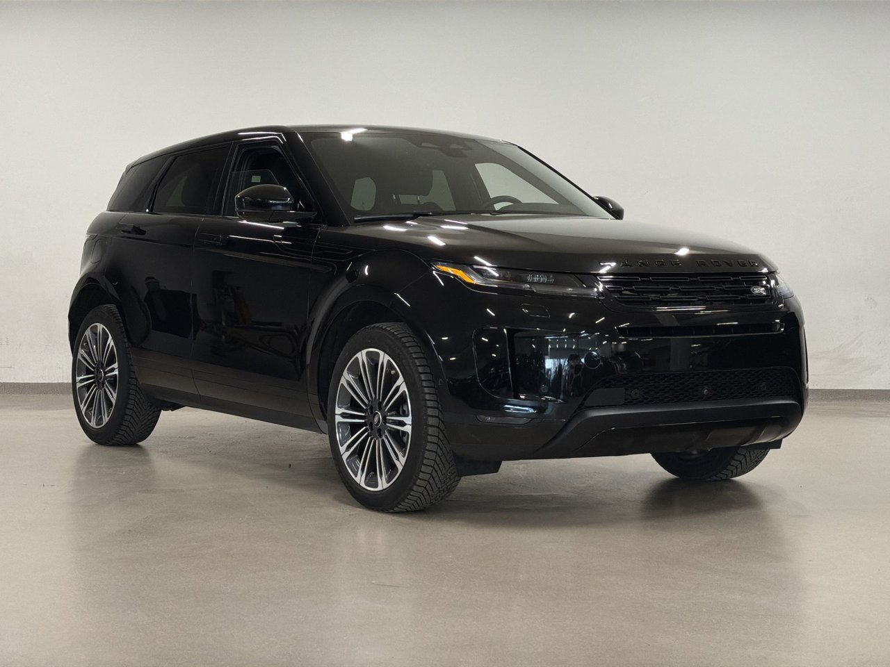 2025 Land Rover Range Rover Evoque P250 S-1