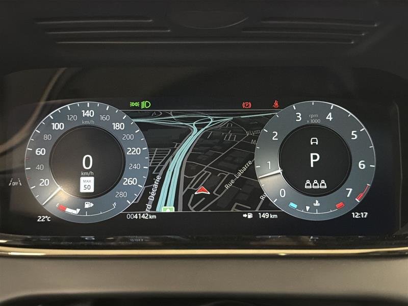 2025 Land Rover Range Rover Evoque P250 Dynamic SE-8