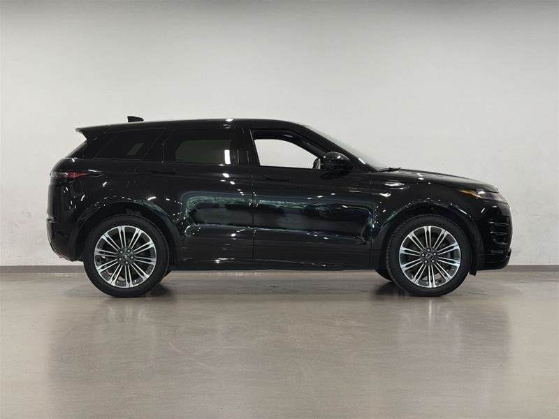 2025 Land Rover Range Rover Evoque P250 Dynamic SE-2