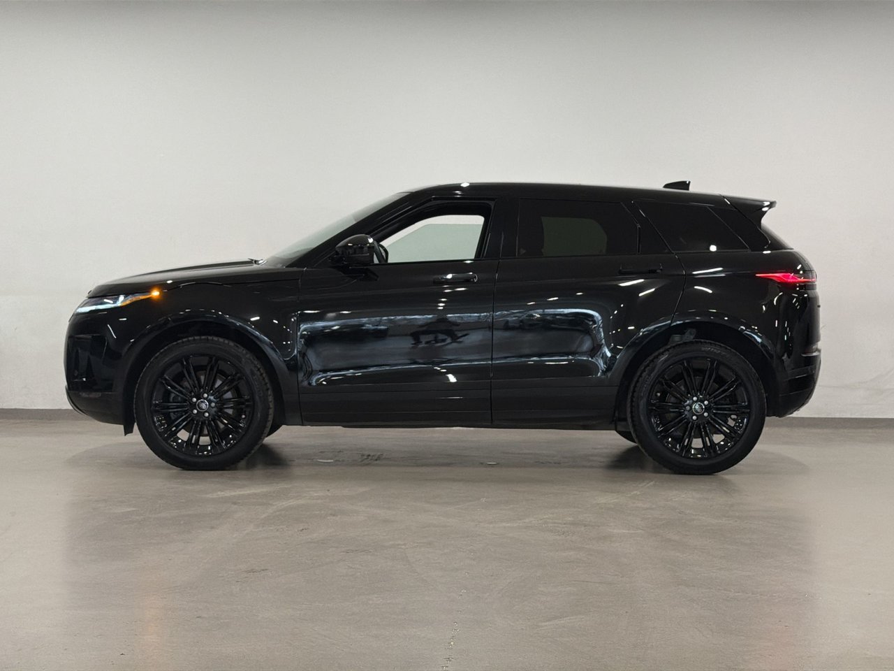 Land Rover Range Rover Evoque P250 S *Ltd Avail* 2026-14