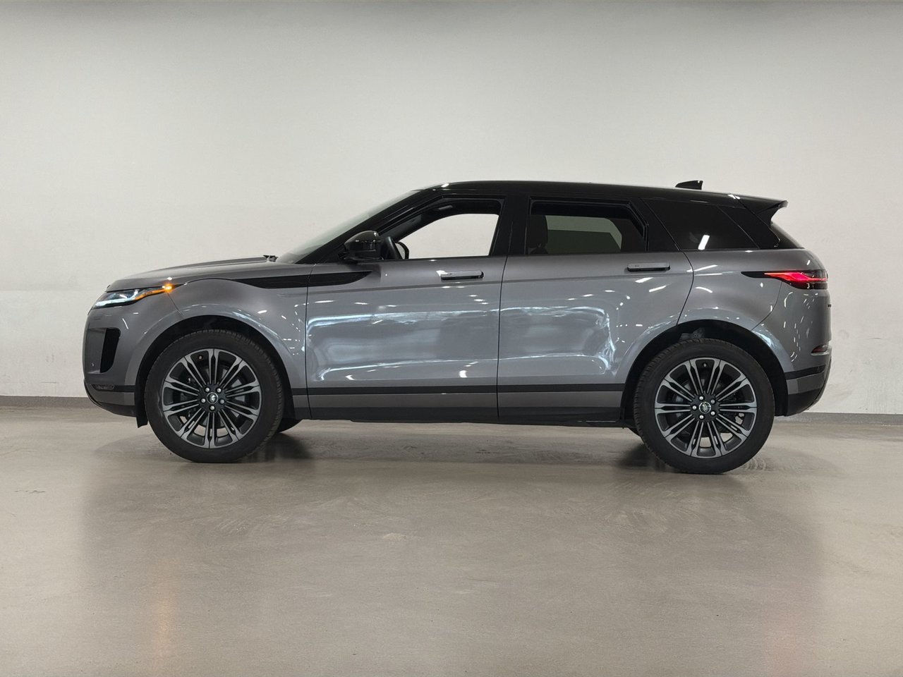 Land Rover Range Rover Evoque P250 S *Ltd Avail* 2026-14