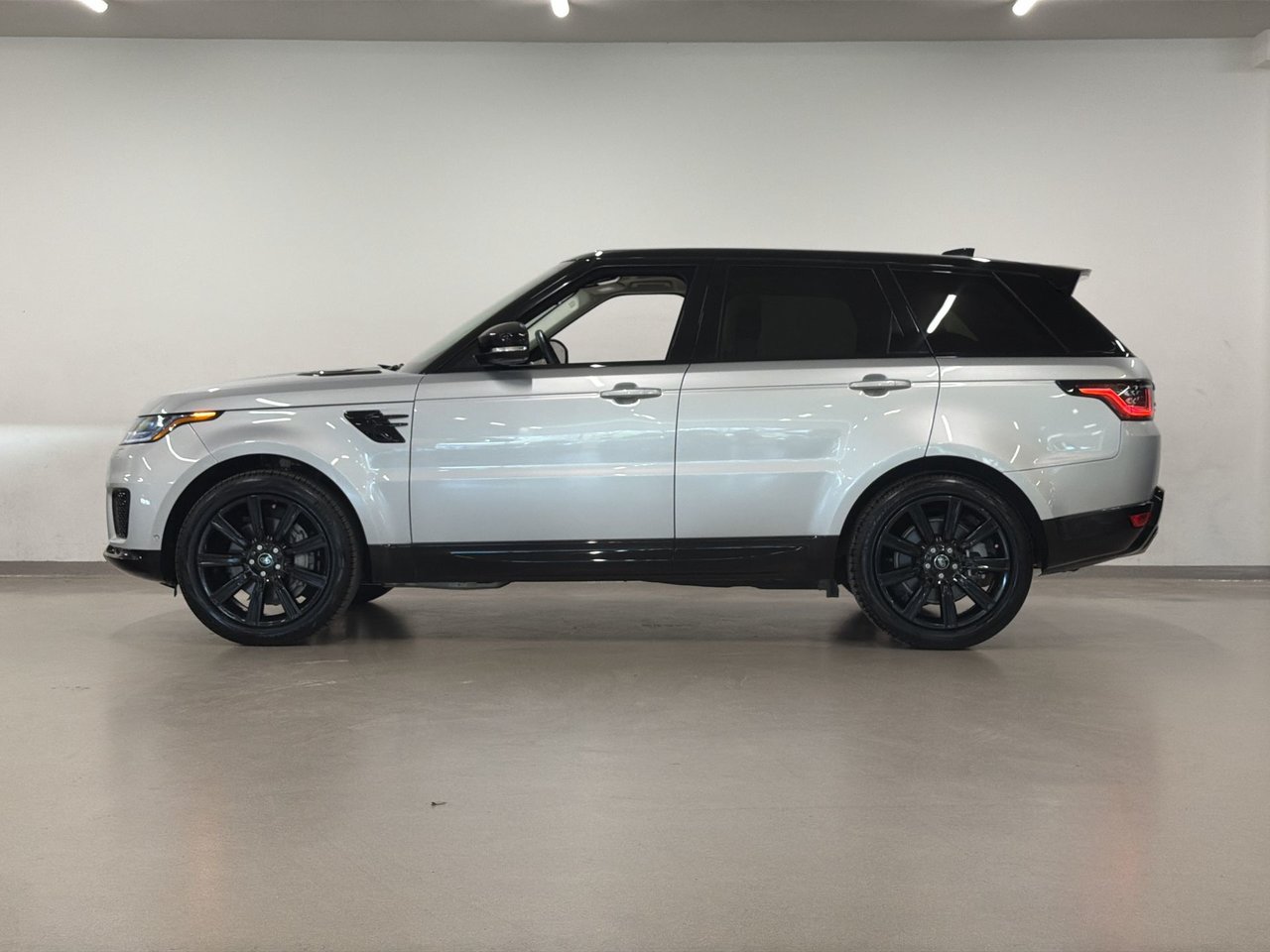 2022 Land Rover Range Rover Sport P360 HSE Silver-4