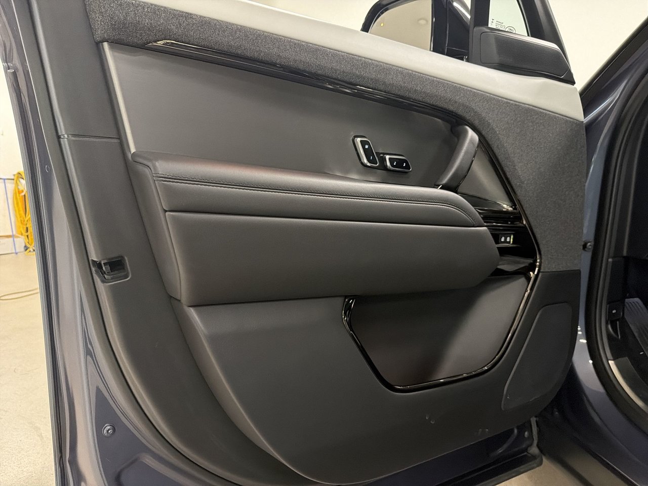 Land Rover Range Rover Sport P400 Dynamic SE 2024-13