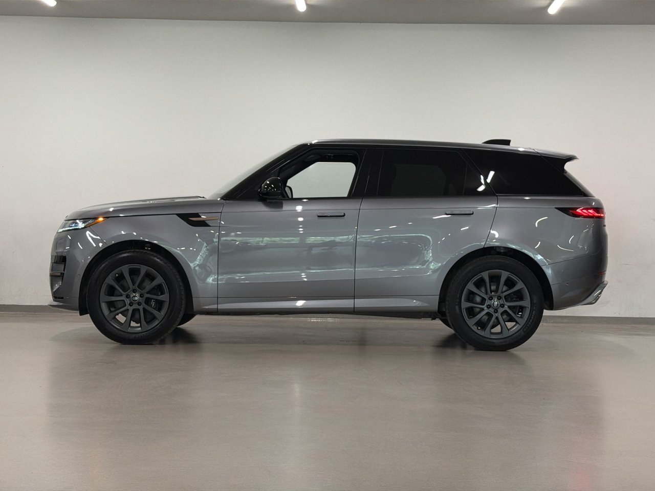 Land Rover Range Rover Sport P400 Dynamic SE 2024-13