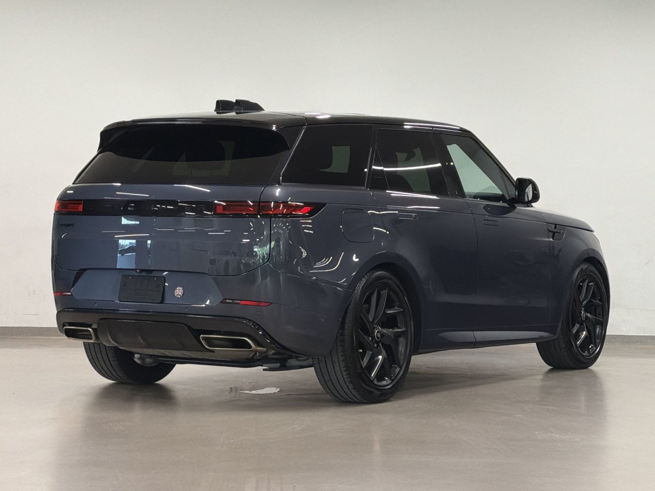 2024 Land Rover Range Rover Sport P400 Dynamic SE-9