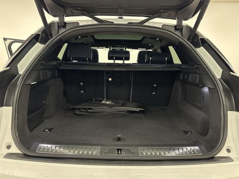 Land Rover Range Rover Velar P340 R-Dynamic S 2023-15