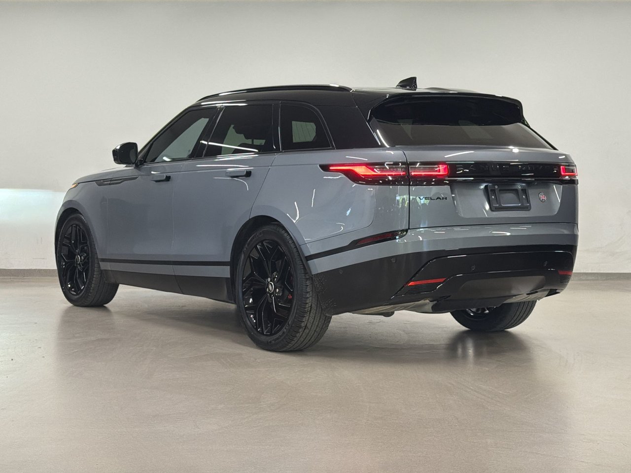 Land Rover Range Rover Velar P340 Dynamic SE 2025-5