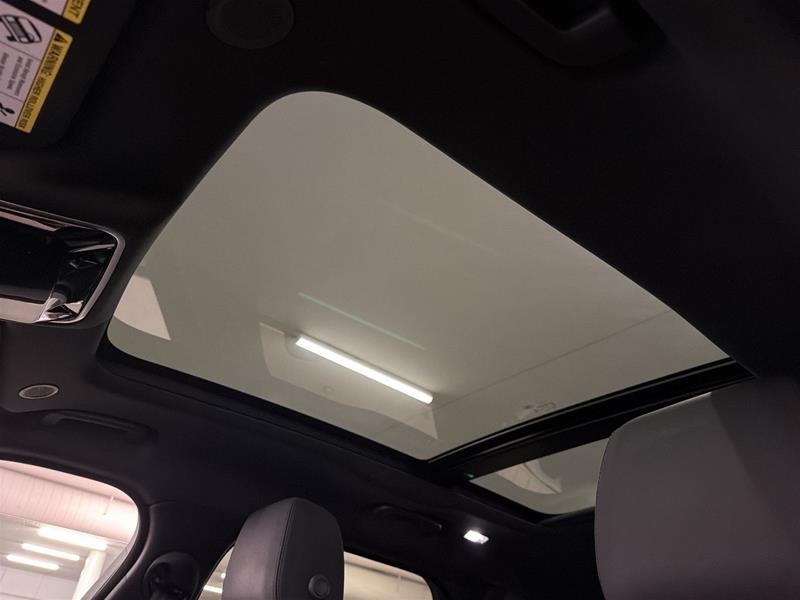 Land Rover Range Rover Velar P250 Dynamic SE *Ltd Avail* 2026-13