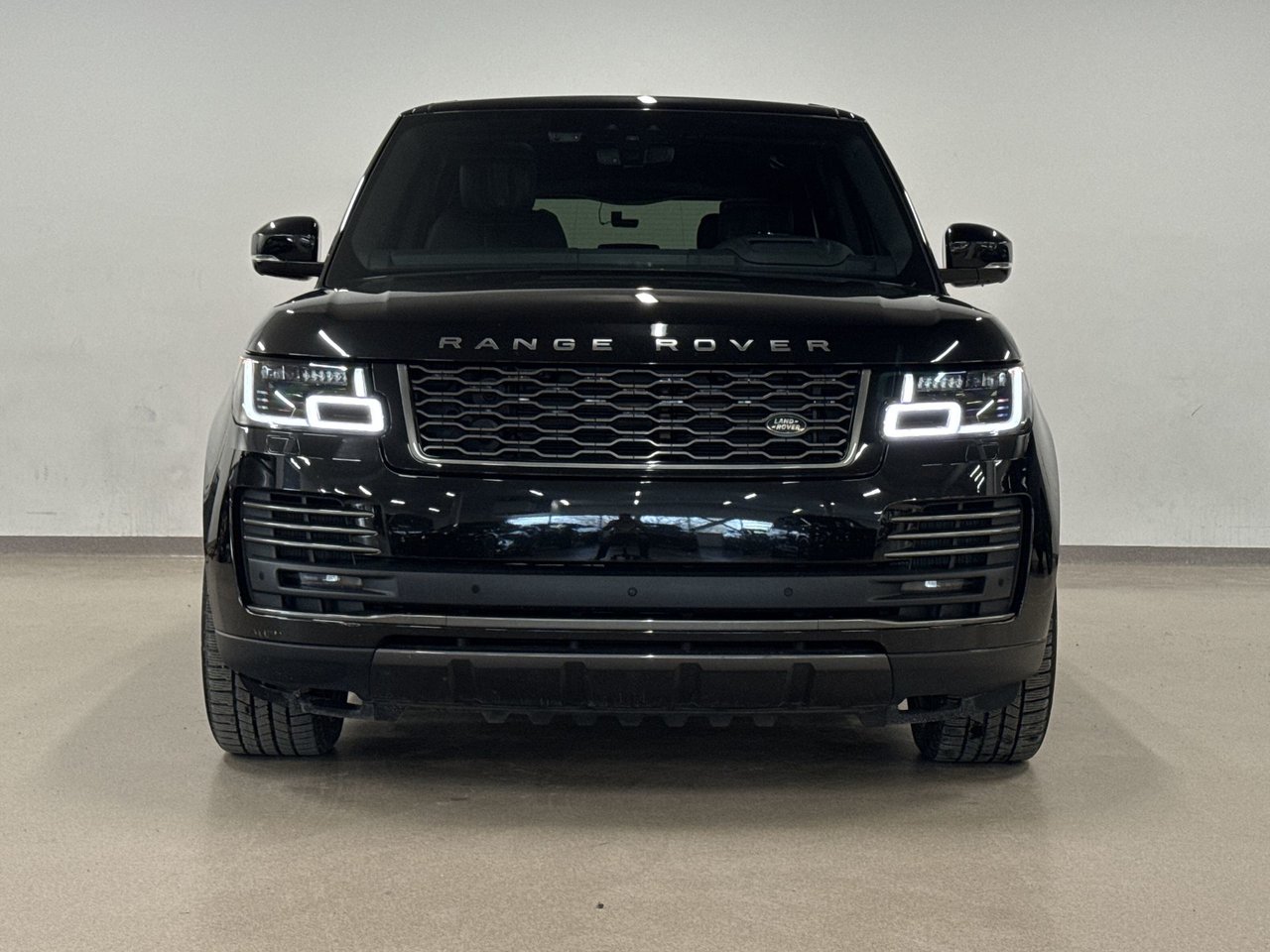 2022 Land Rover Range Rover 5.0L V8 Supercharged P525 Autobiography SWB-9