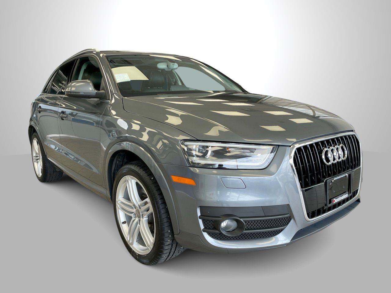 Gray 2015 Audi Q3 SUV / Crossover Automatic