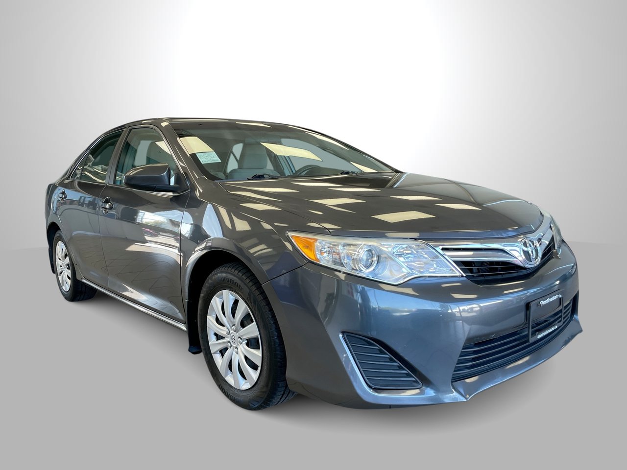 Gray 2012 Toyota Camry Sedan Front-Wheel Drive Automatic