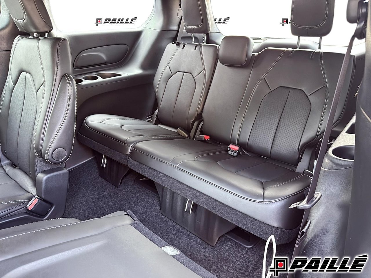 2026 Chrysler Grand Caravan