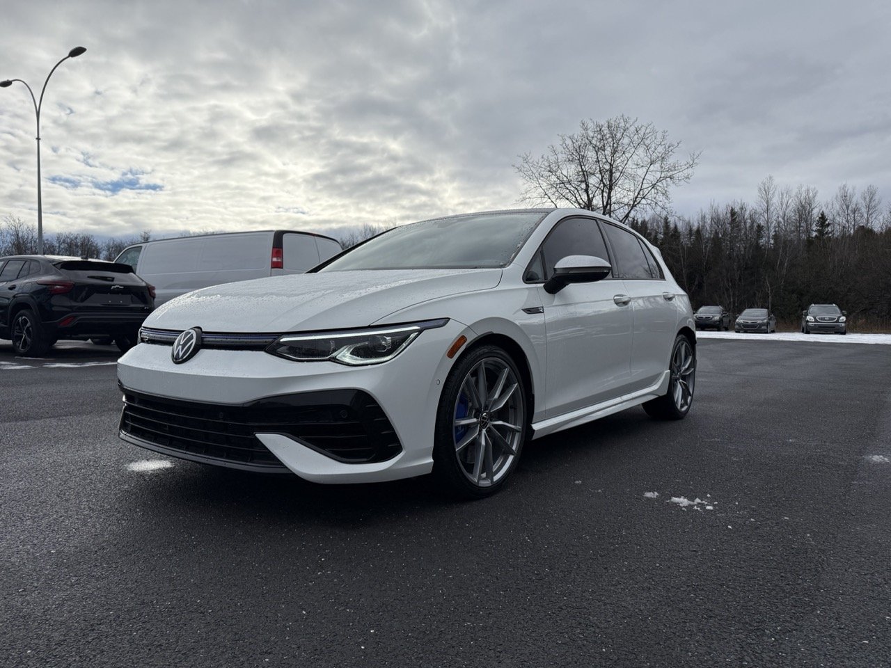 Used 2024 Volkswagen Golf R for sale at Otogo