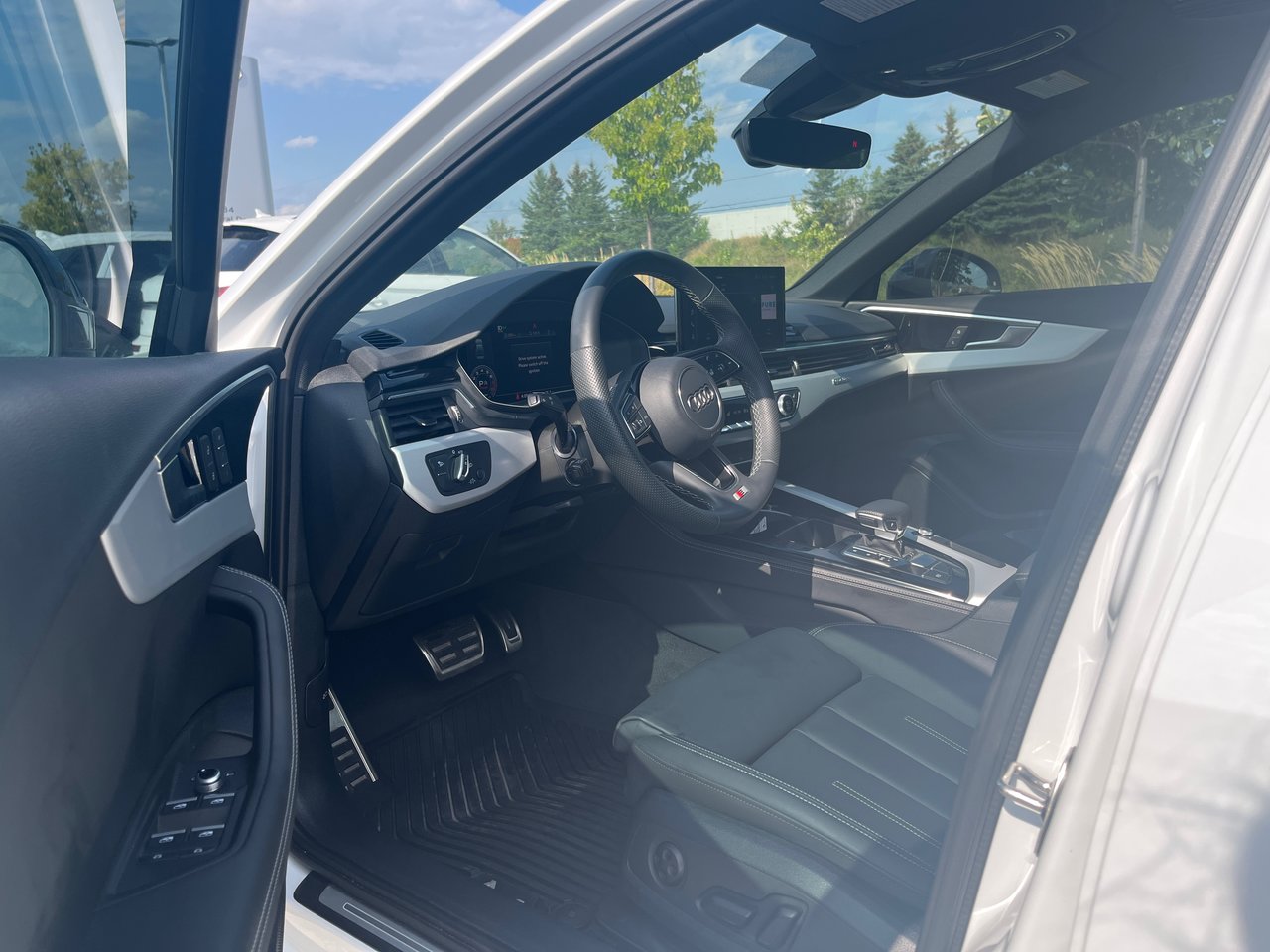 New 2023 Ibis white Audi Progressiv image 25