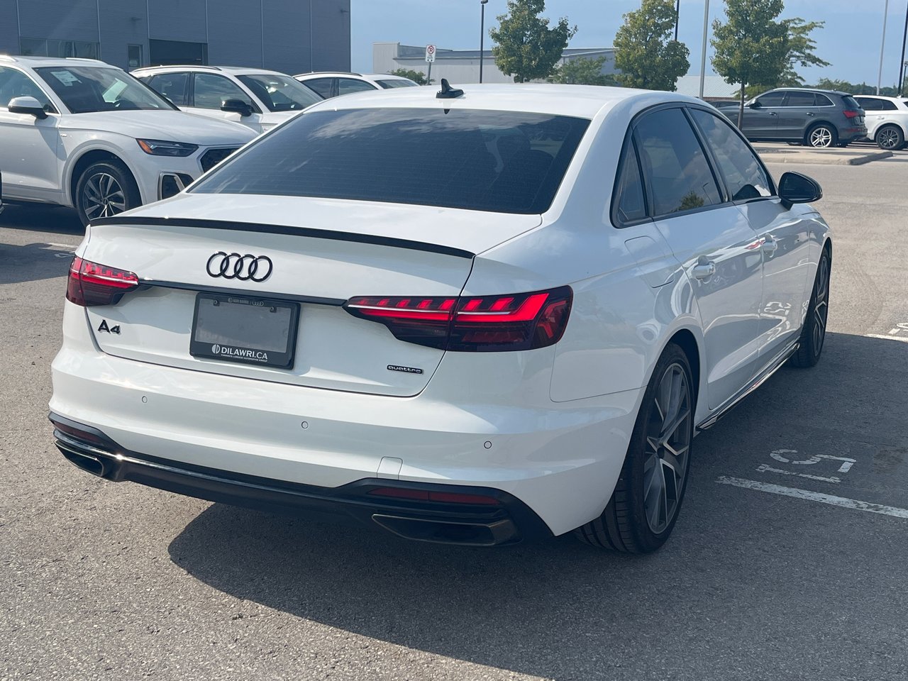 New 2023 Ibis white Audi Progressiv image 10