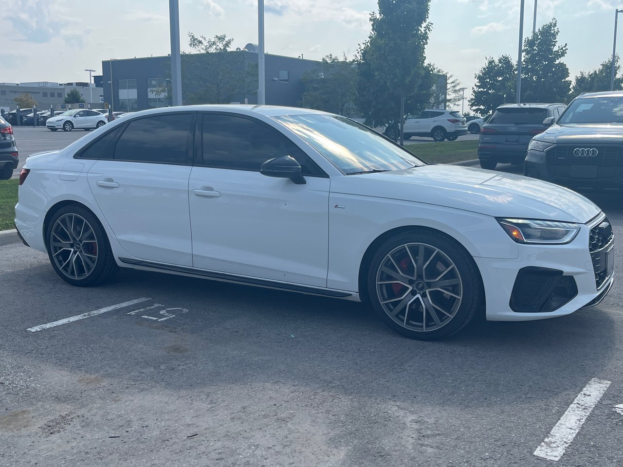 New 2023 Ibis white Audi Progressiv image 14