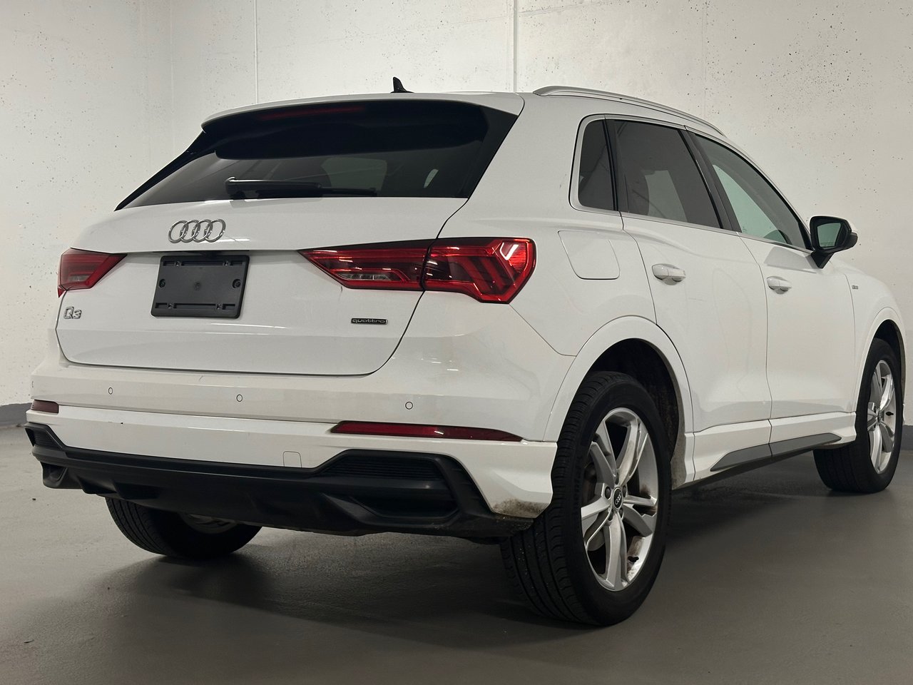 2021 Audi Q3 45 Technik, Vancouver, Cash