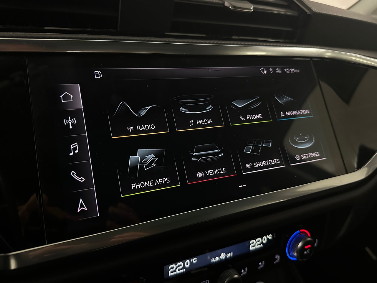 2021 Audi Q3 45 Technik, Vancouver, Cash