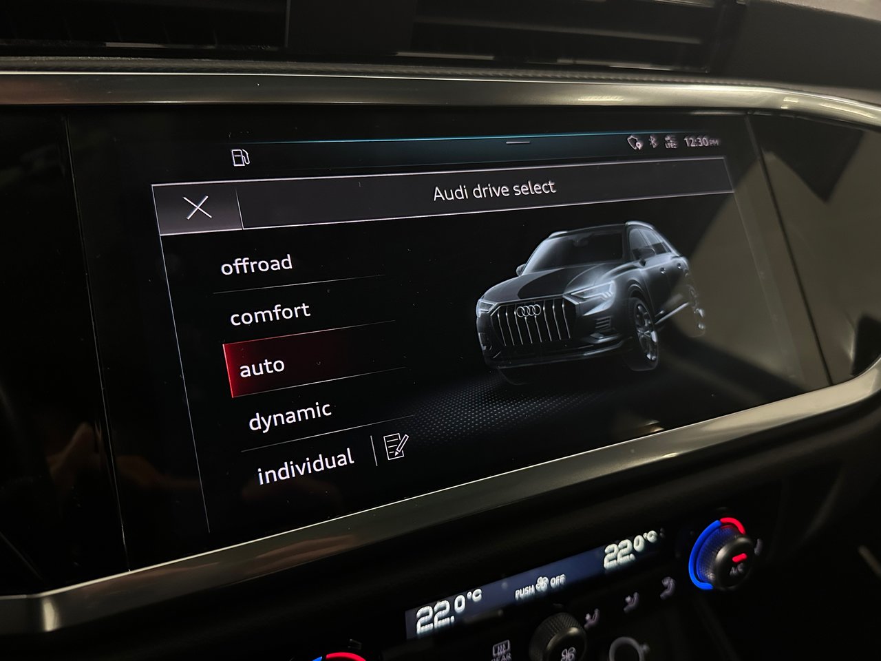 2021 Audi Q3 45 Technik, Vancouver, Cash