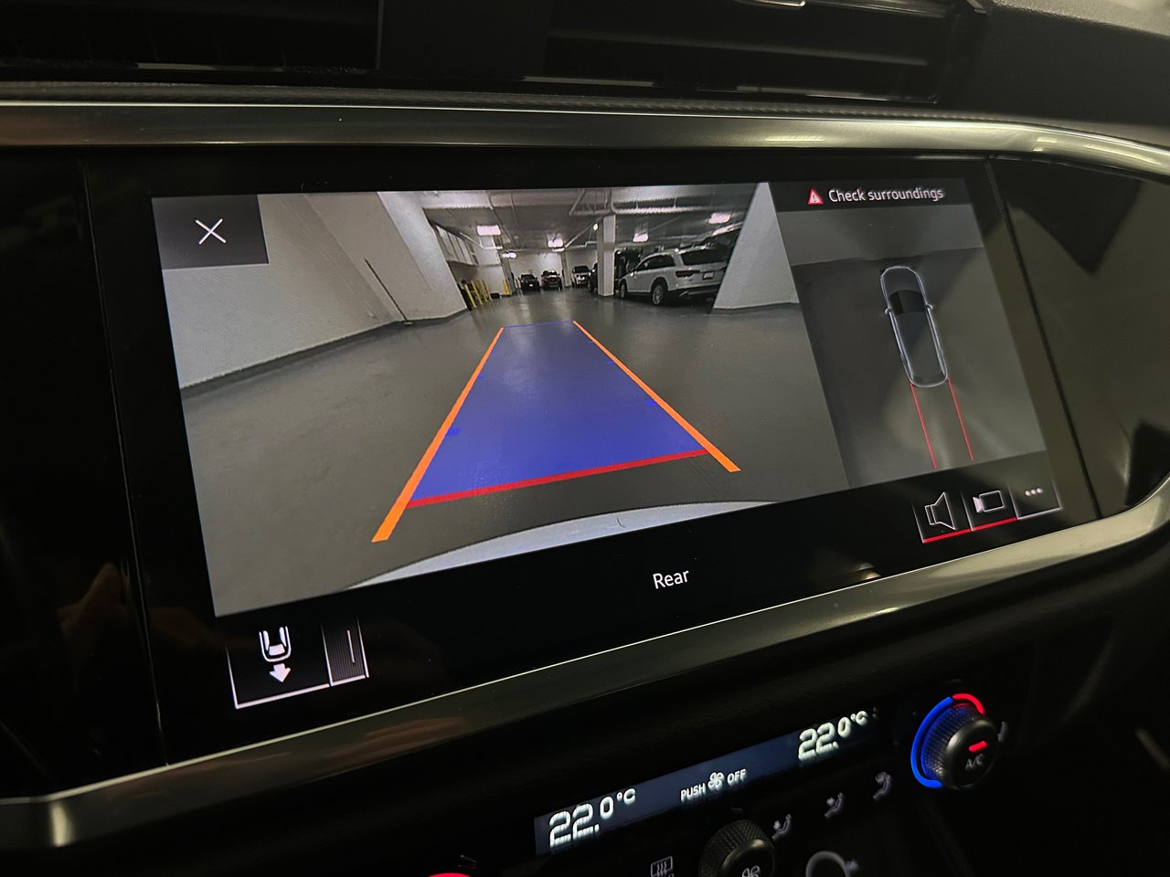 2021 Audi Q3 45 Technik, Vancouver, Cash