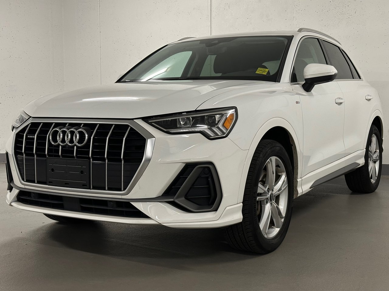 2021 Audi Q3 45 Technik, Vancouver, Cash