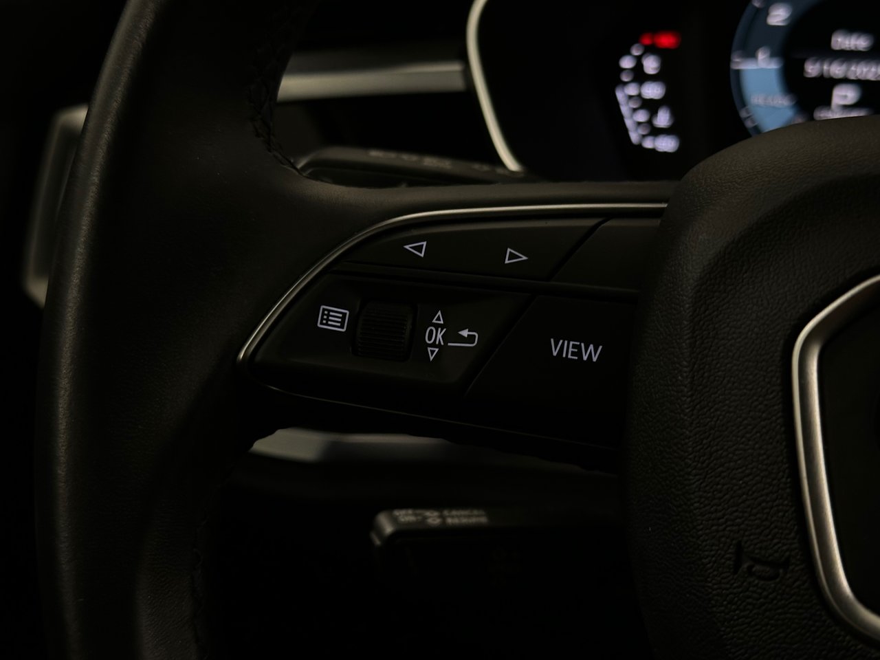 2022 Audi Q3 45 Komfort, Vancouver, Cash