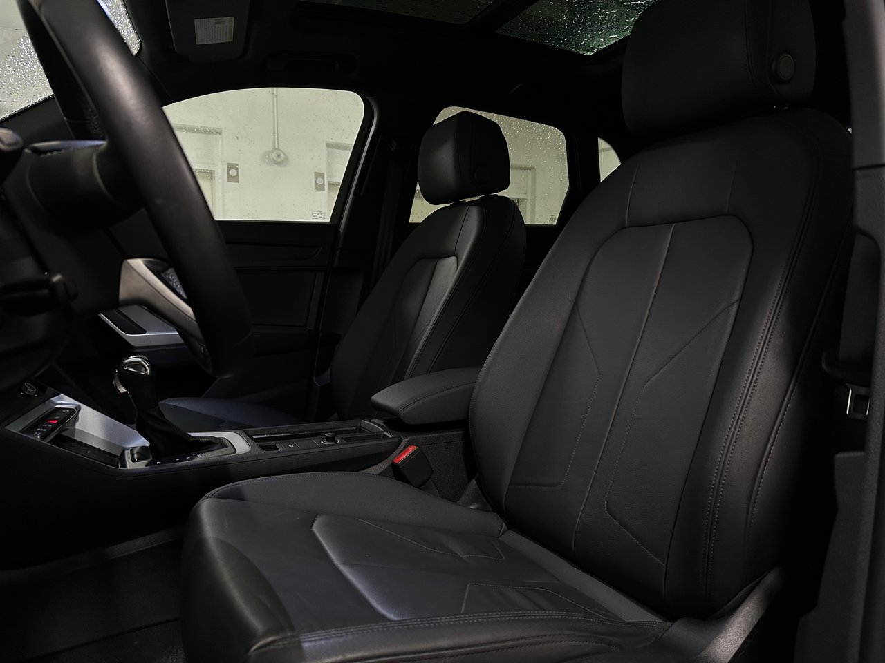 2022 Audi Q3 45 Komfort, Vancouver, Cash