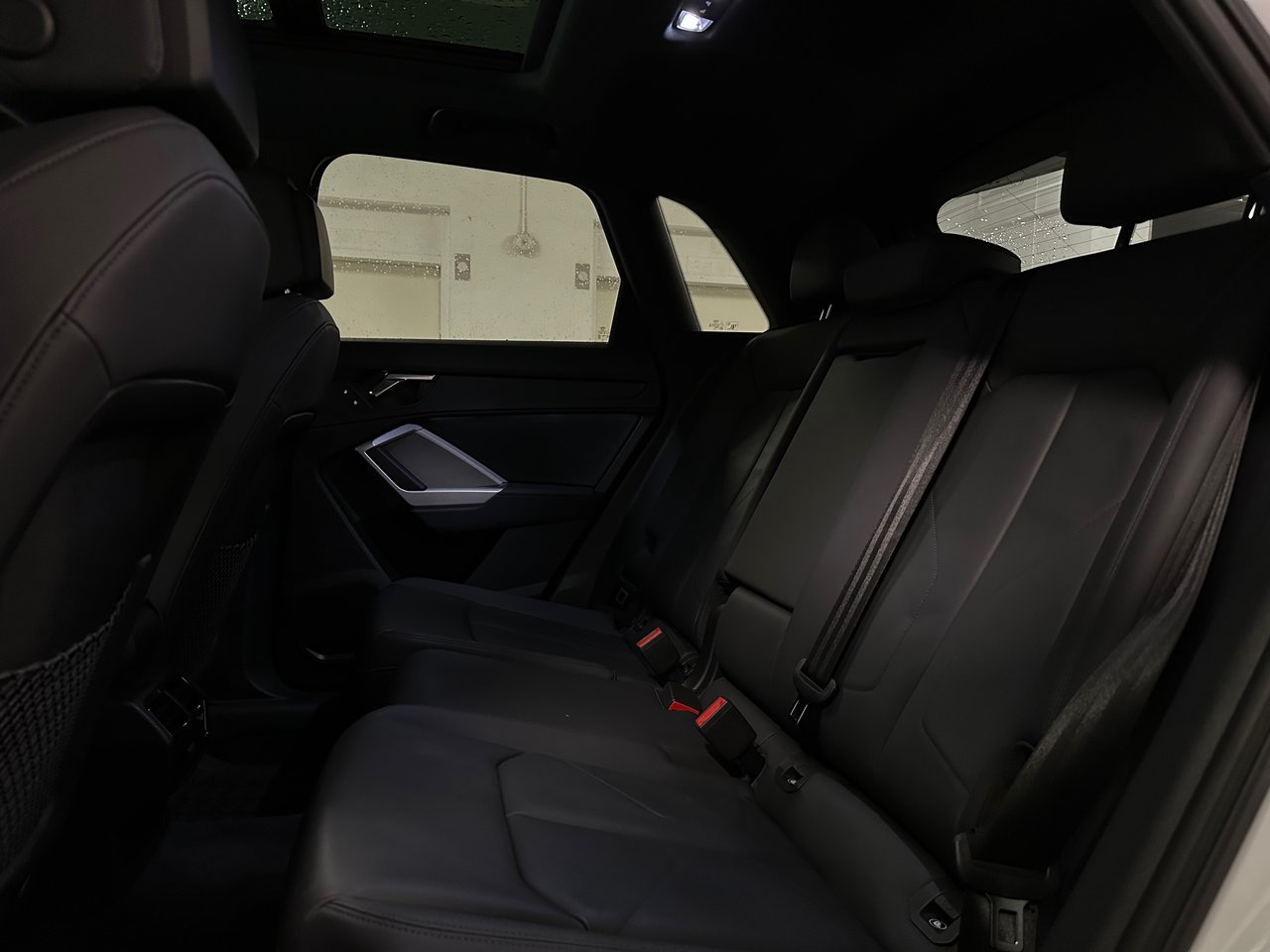2022 Audi Q3 45 Komfort, Vancouver, Cash