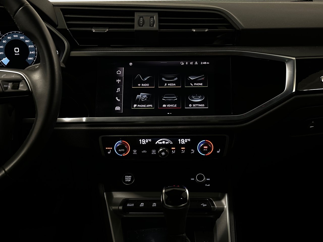 2022 Audi Q3 45 Komfort, Vancouver, Cash
