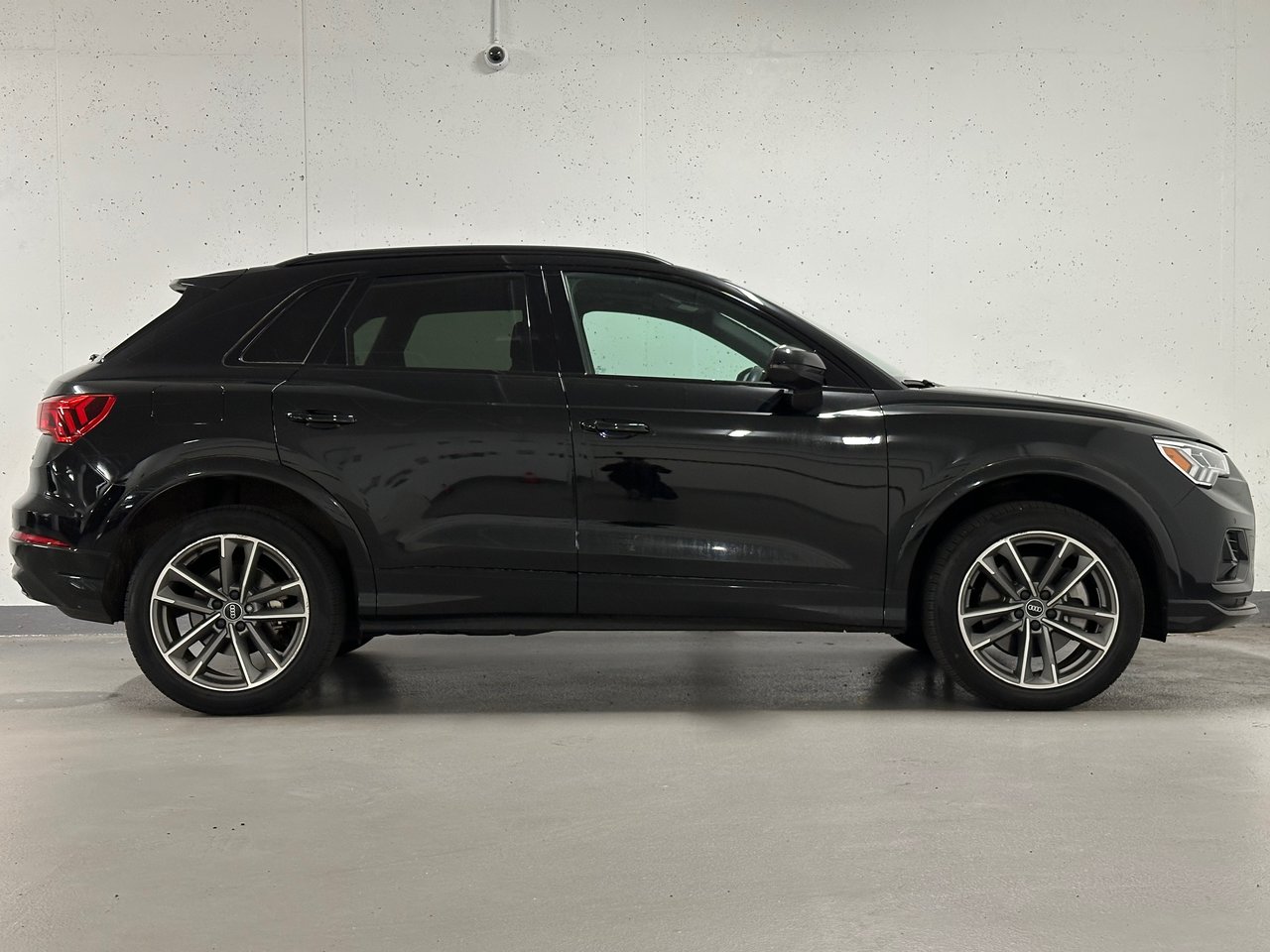 2022 Audi Q3 45 Komfort, Vancouver, Cash