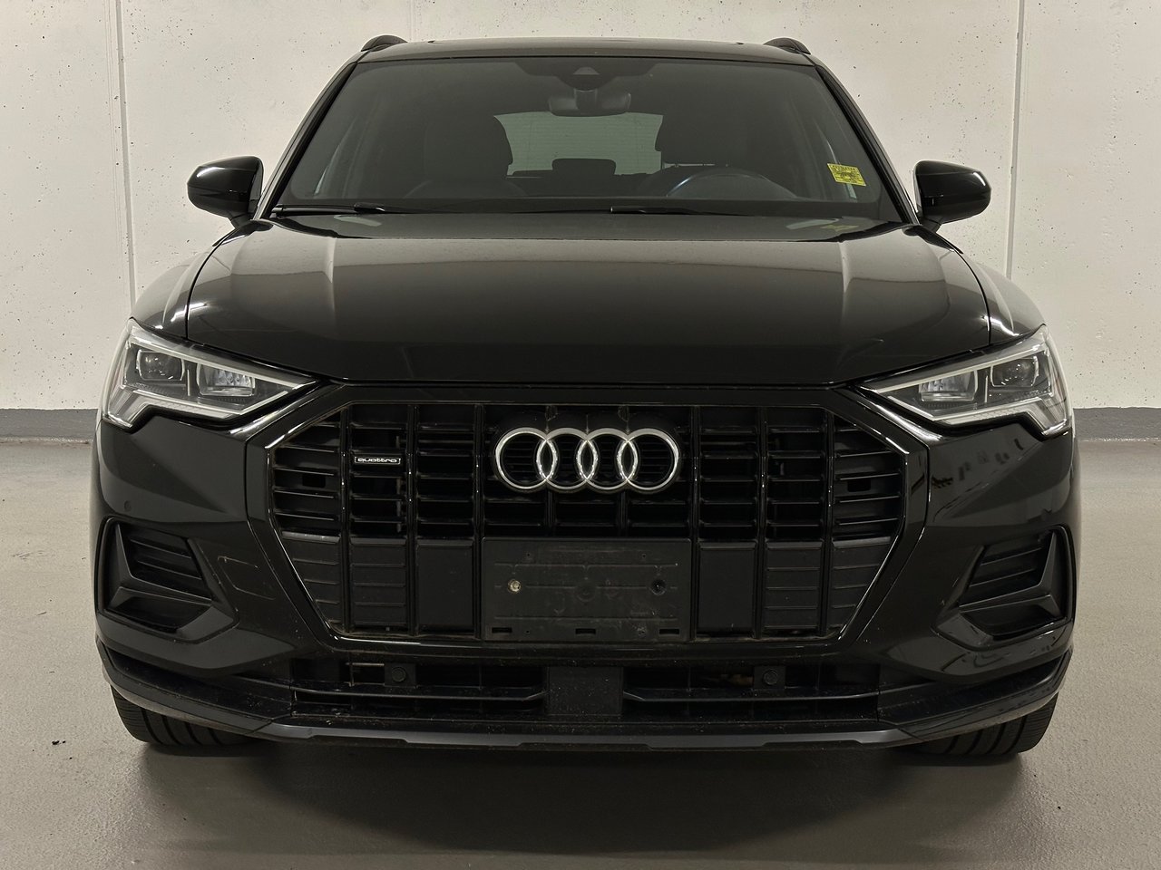 2022 Audi Q3 45 Komfort, Vancouver, Cash