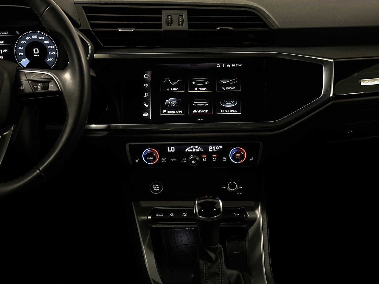 2022 Audi Q3 45 Komfort, Vancouver, Cash
