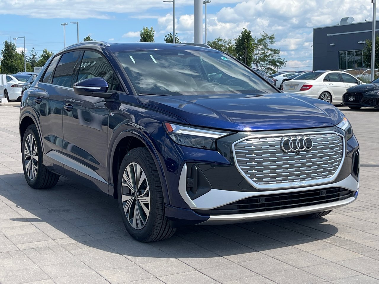 New 2023 Navarra blue metallic Audi 50 quattro image 11