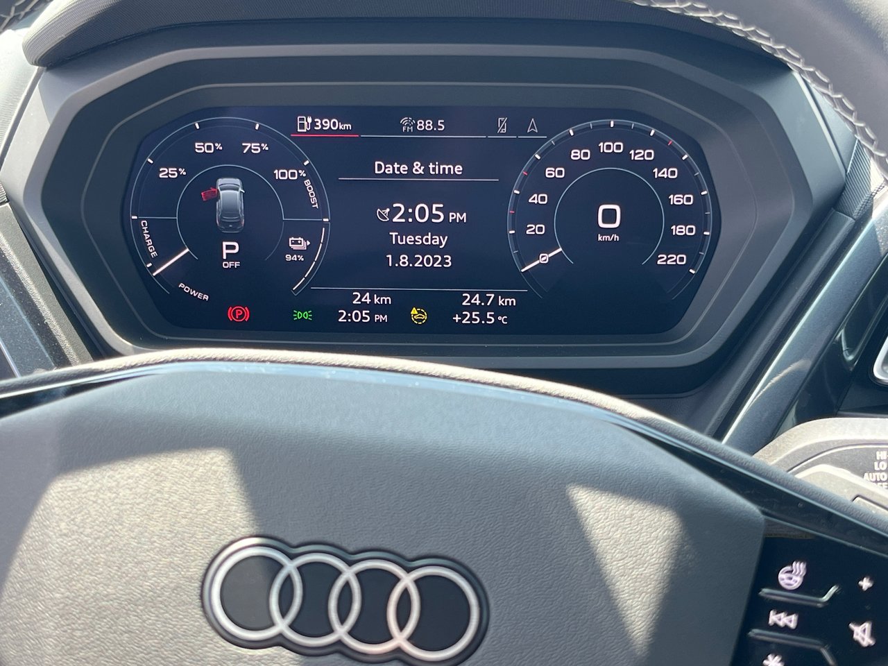 New 2023 Navarra blue metallic Audi 50 quattro image 17
